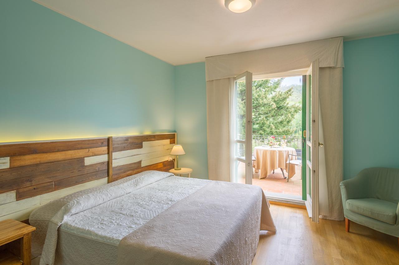 Ca Del Moro Resort & Spa Pontremoli Bagian luar foto