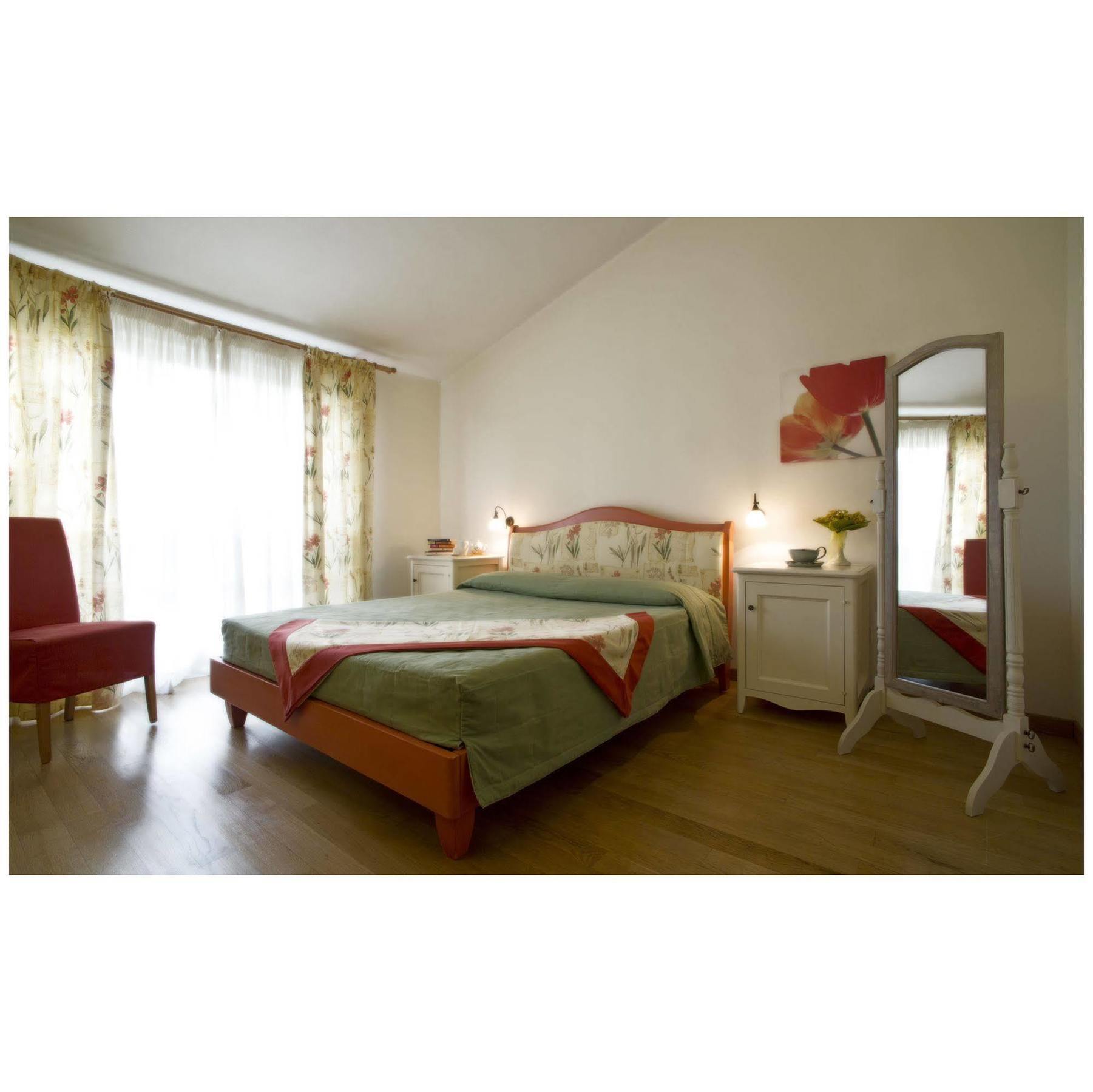 Ca Del Moro Resort & Spa Pontremoli Bagian luar foto